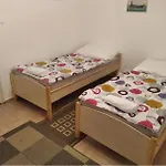 Sarahome4 Center