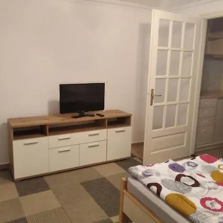 Sarahome4 Center *